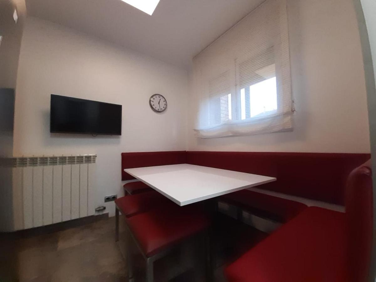 Apartament Sauces Iii